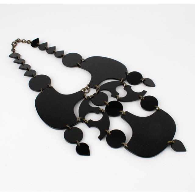 Missoni Missoni Italy Important Acrylic Lucite Geometric Bib Necklace For Sale - Image 4 of 11