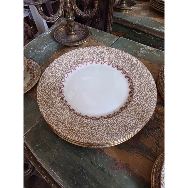 1940s Royal Doulton Gaythorne Pattern Dinner Plates Six For Sale - Image 4 of 5