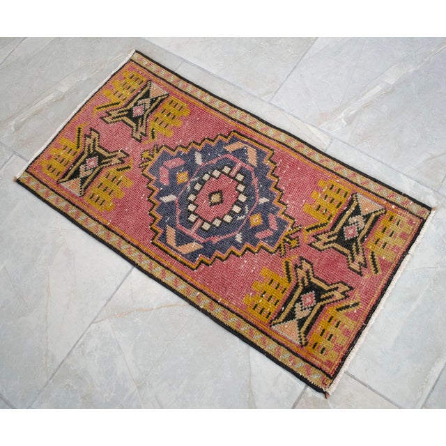Hand Knotted Small Turkish Rug Door Mat, Entryway Rug, Bath Mat, Kitchen Decor - 1′4″ × 2′6″ For Sale - Image 10 of 13