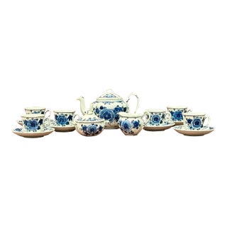Mid 20th Century De Koninklijke Goedewaagen Delft Blue & White Tea Service for Six - 17 pcs For Sale
