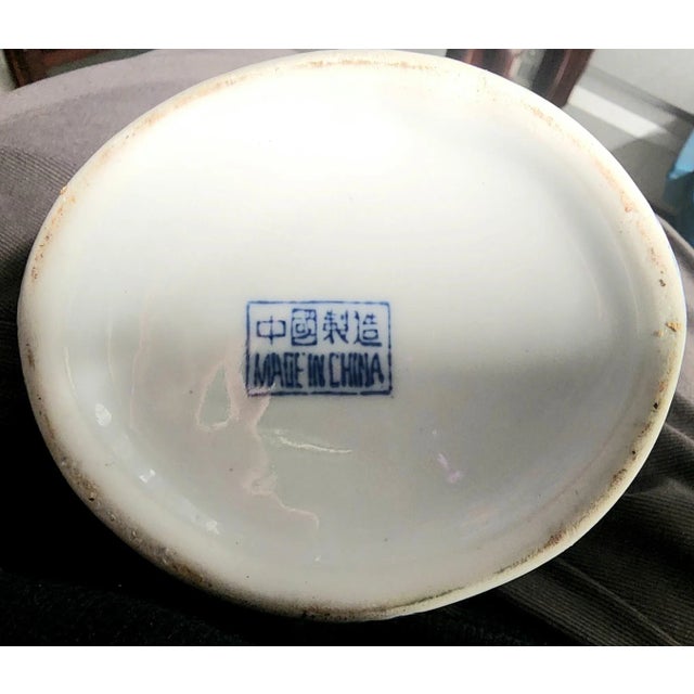 Beautiful Vintage Chinese Fine Ceramic Glazed Lidded Floral Jar For Sale - Image 12 of 13