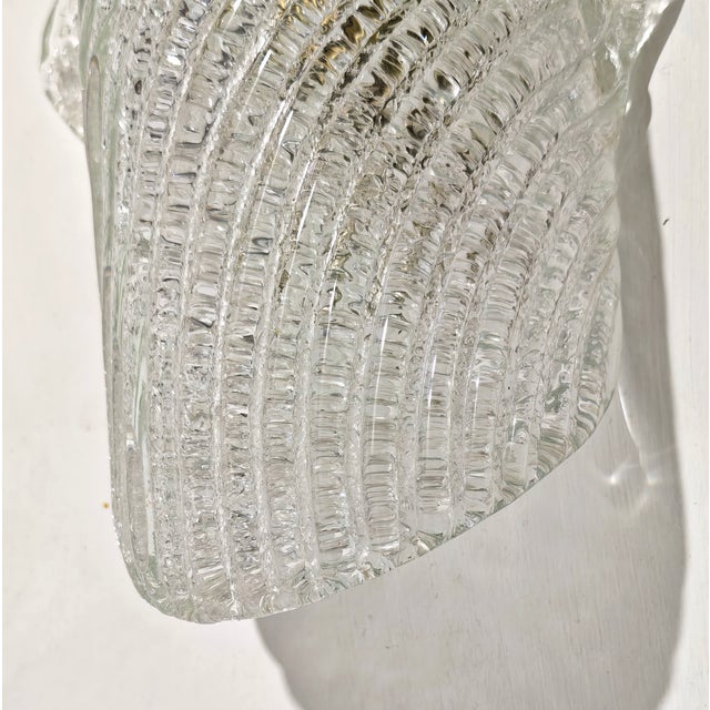 Splendid Murano glass wall lamp with a gold-plated metal frame, attributed to high-quality productions such as those by...
