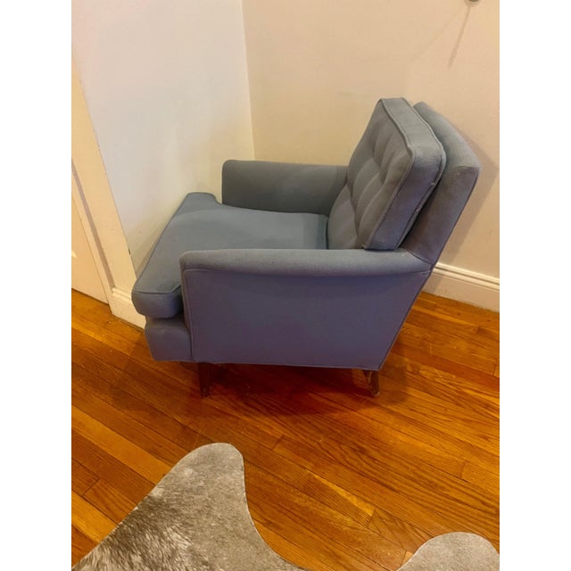 Mid 20th Century Powder Blue Mid-Century Modern Style Accent Chair For Sale - Image 4 of 8