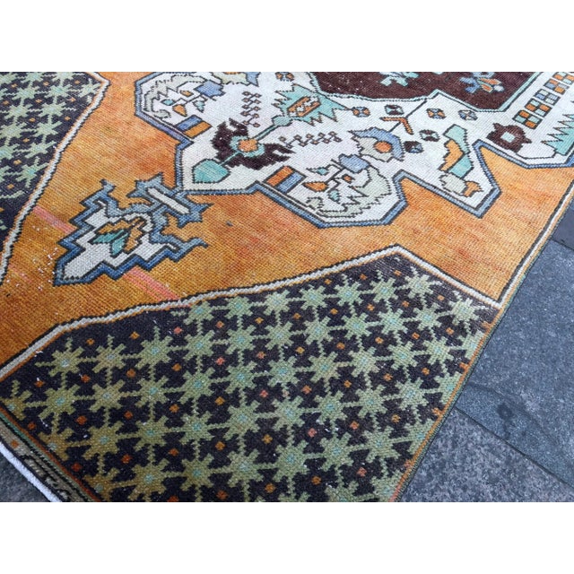 Apricot 1960s Vintage Turkish Oushak Rug - 3′9″ × 8′3″ For Sale - Image 8 of 11