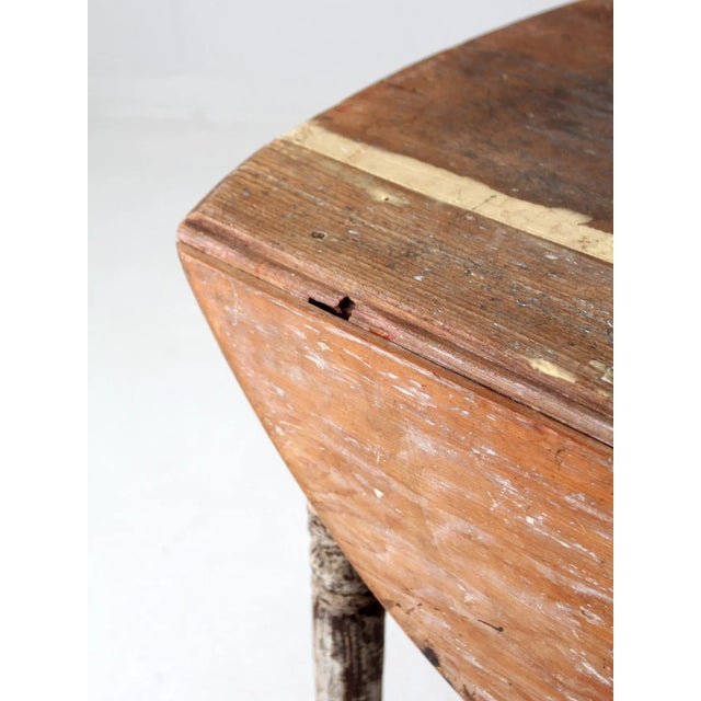 Early 20th Century Antique Painted Drop Leaf Table For Sale - Image 5 of 12