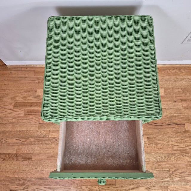 Victorian 1970s Celery Green Painted Wicker Night Stand End Table W/ Drawer For Sale - Image 3 of 9