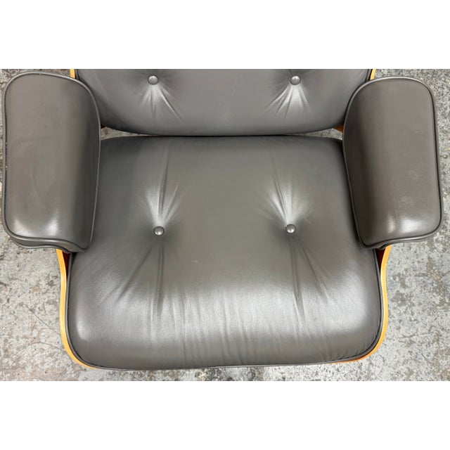 Charles & Ray Eames for Herman Miller Eames Lounge Chair + Ottoman For Sale - Image 10 of 12