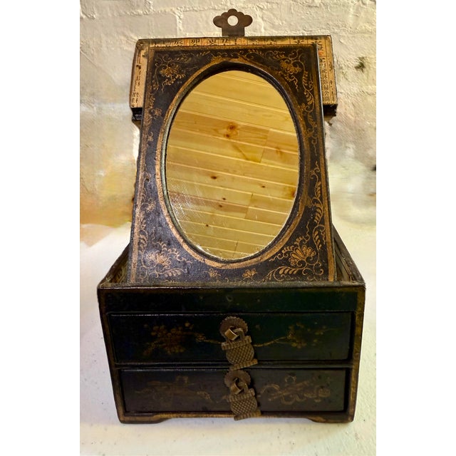 Vintage Chinese Jewelry and Keepsake Box For Sale - Image 12 of 12