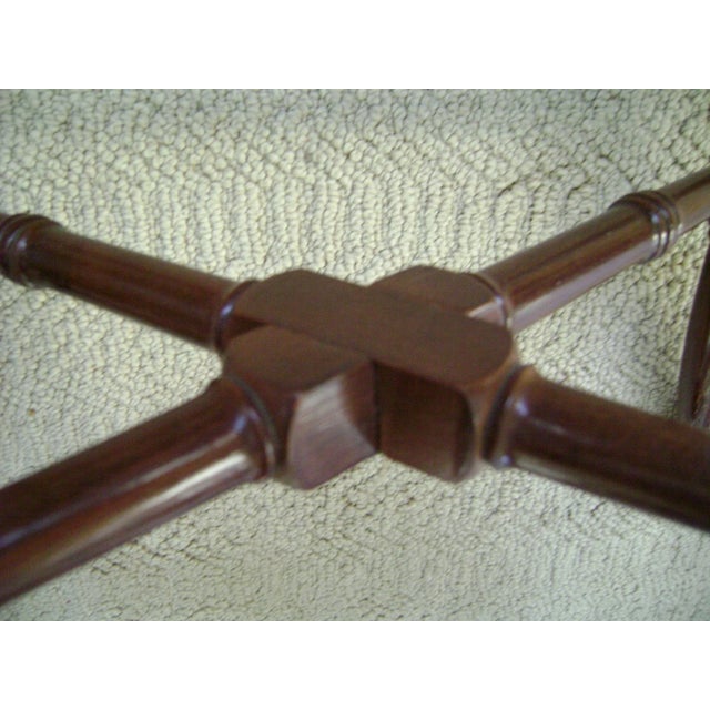 Late 20th Century Vintage Blue Willow Platter & Faux Bamboo Mahogany Base Side Table For Sale - Image 5 of 8