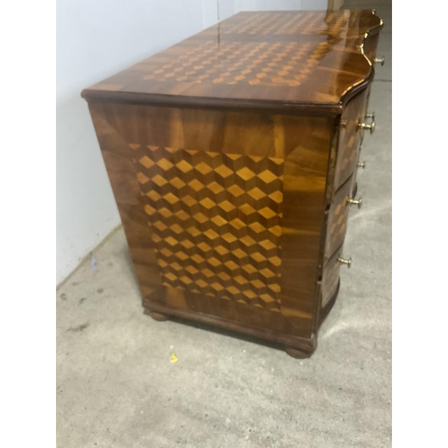 Baroque Chest of Drawers in Walnut with Marquetry, 1760s For Sale - Image 6 of 17