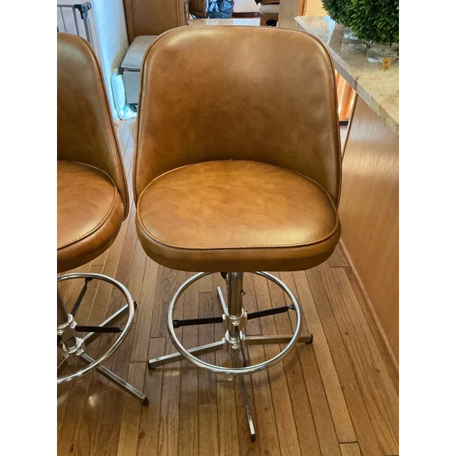 Mid-Century Modern 1970s Vintage Chrome and Cognac Vinyl Swivel Bar Stools - A Pair For Sale - Image 3 of 7