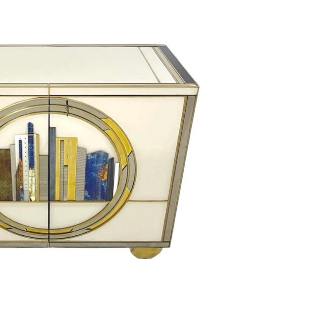 Italian Art Deco Style Cabinet / Server With New York Skyline Glass Decoration For Sale In New York - Image 6 of 10