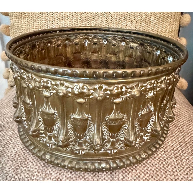 Antique French Revival Repoussé Brass Jardinière Cachepot, Embossed Classical Urn Motif Planter C 1890–1915 For Sale - Image 4 of 11