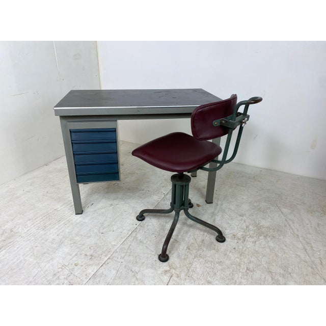 Industrial Metal & Linoleum Desk from Gispen, 1950s For Sale - Image 6 of 9