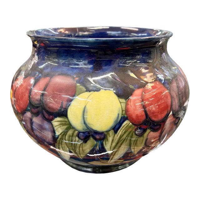 1930s English Moorcroft Pomegranate Bowl For Sale