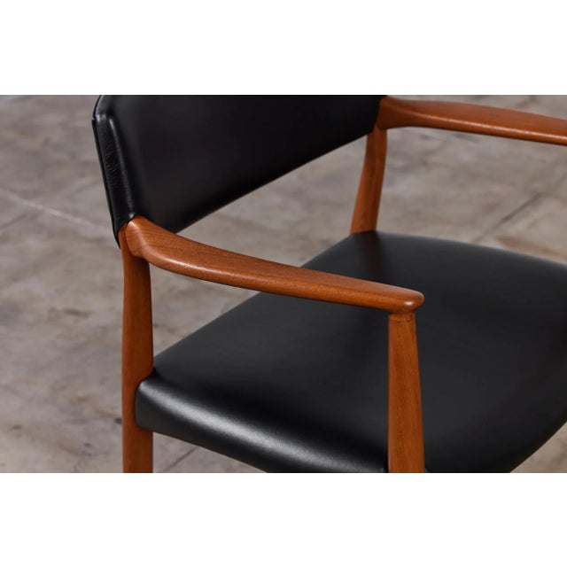 Ejner Larsen & Aksel Bender Madsen Leather & Teak Chair for Willy Beck For Sale - Image 11 of 12