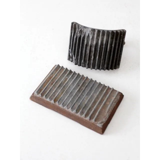 Antique Geneva Hand Fluter Iron For Sale - Image 6 of 8