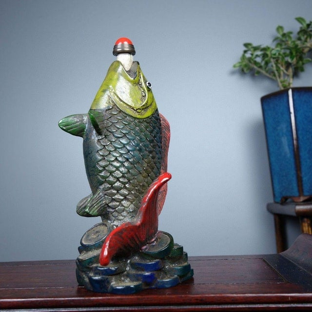 Mid 20th Century Vintage Liuli Glass Fish Snuff Bottle - Polychrome Sculptural Flask For Sale - Image 5 of 9
