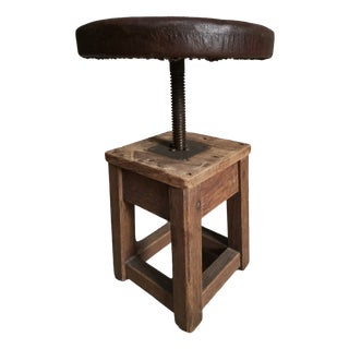 Antique Industrial French Adjustable Oak Workshop Stool, 1930s For Sale