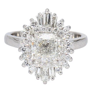 Late 20th Century Platinum Cluster Cocktail Ring With Lab-Grown Diamond Center - Size 4.75 For Sale