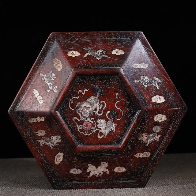 Chinese Zitan Wood Hexagonal Box Inlaid With Mother-of-Pearl For Sale - Image 3 of 10