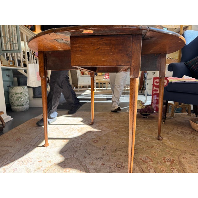 Late 18th Century American Antique Drop Leaf Table For Sale - Image 9 of 9