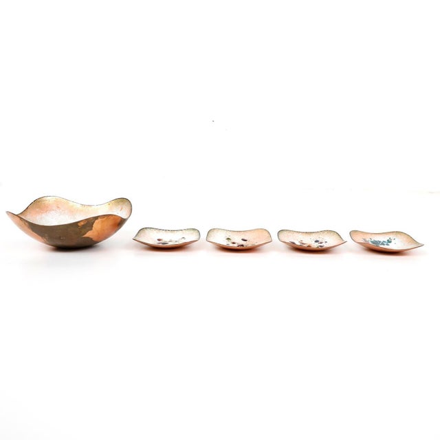 1970s Vintage German Art Enamel Dishes by Kunts Emaille - Set of 5 For Sale - Image 5 of 5