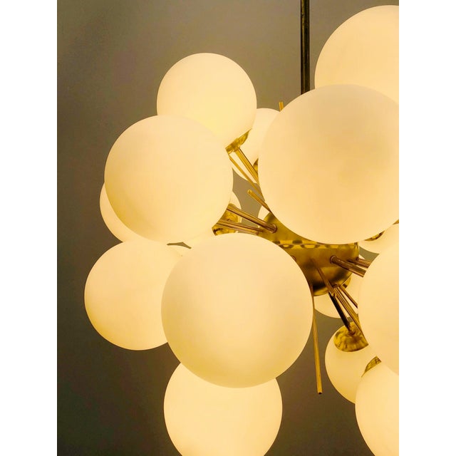 Not Yet Made - Made To Order 21st Century Ventiquattro Natural Brass Matte White Murano Sputnik Chandelier by Fabio LTD For Sale - Image 5 of 7