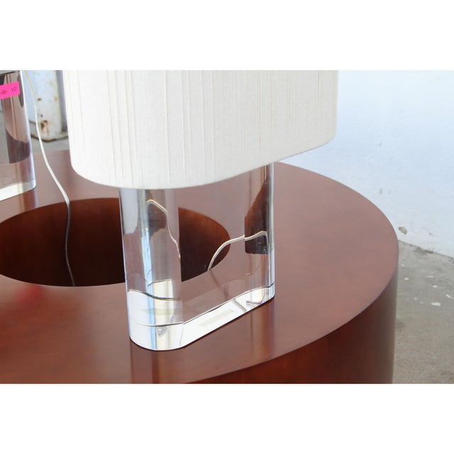 Pair of Lucite Racetrack Base Table Lamps With Shades For Sale - Image 10 of 12