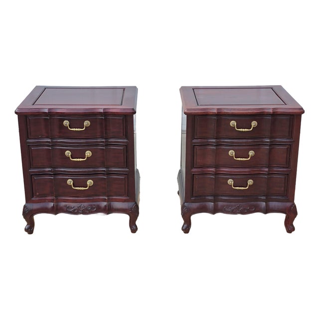 Vintage Petite Mahogany French Provincial Night Stands End Tables, a Pair For Sale