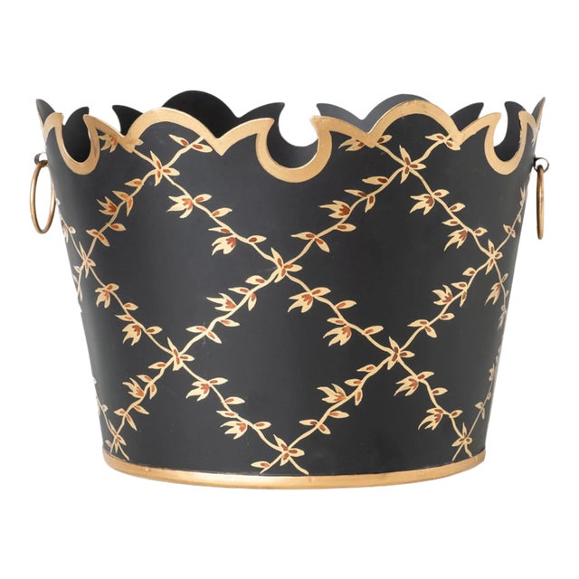 Scalloped Trellis Planter in Black, Medium For Sale