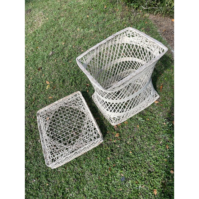 1970s Vintage Mid-Century Spun Fiberglass Patio Set, Four Pieces, Attributed to Russell Woodard For Sale - Image 5 of 12