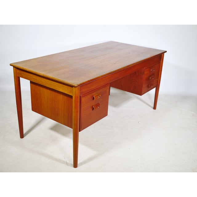 1960s Mid-Century Modern Teak Desk by Børge Mogensen for Søborg Møbelfabrik, 1960s For Sale - Image 5 of 16