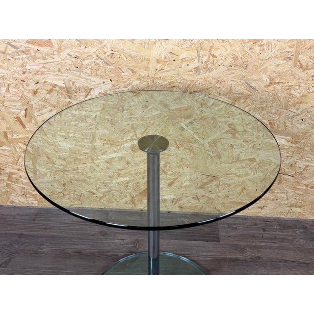 Metal Space Age Side Table in Chrome and Glass, 1980s For Sale - Image 7 of 15