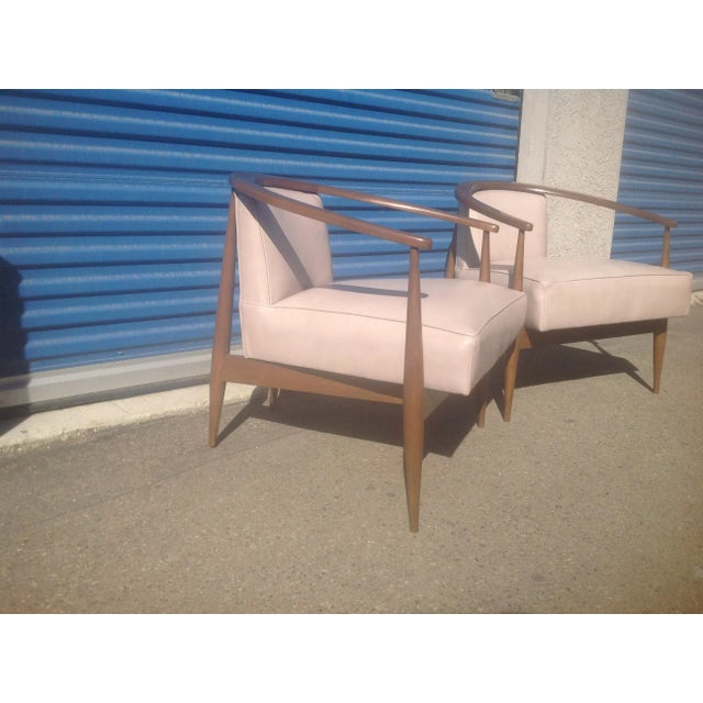 Mid Century Modern Pair of Lounge Chairs For Sale In San Diego - Image 6 of 7