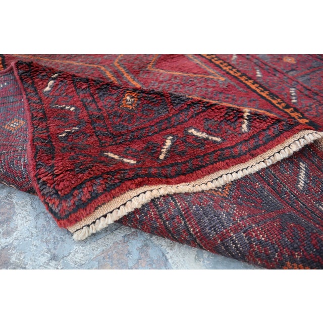 1980s Belouch Maldari Hand Knotted Tribal Rug For Sale - Image 5 of 6