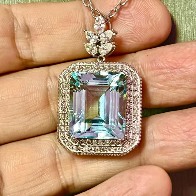 Metal Natural Aquamarine Diamond Gold Necklace 27 TCW GIA Certified For Sale - Image 7 of 14