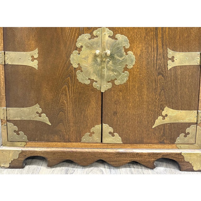 Late 20th Century Vintage Japanese Tansu Style Oak and Engraved Brass Cabinet For Sale - Image 5 of 10