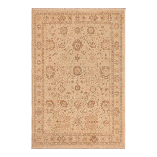 Shabby Chic Ziegler Beige Rust Hand-Knotted Wool Rug - 8'8'' X 11'8'' For Sale