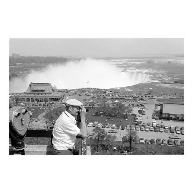 Canadian Side to the Niagara Falls, 1960s For Sale