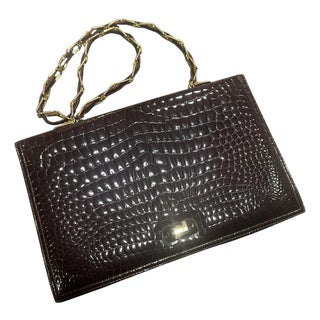 1970s Elegant Brown Embossed Leather Italian Shoulder Bag For Sale