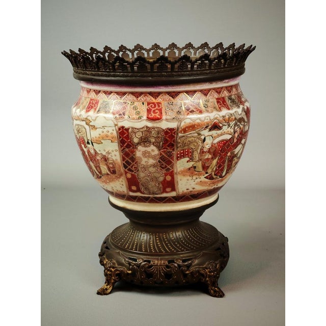 These vases were produced in Japan by skilled artisans and then shipped to one of their main markets in France for the...