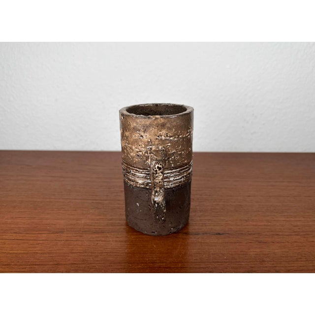Mid-Century Modern Danish Studio Pottery Mug Vase by Robert Rob Bentsen, 1960s For Sale - Image 9 of 17