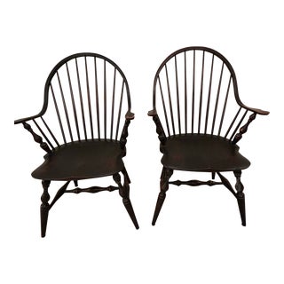 Pair of Bow Back Continuous Arm Windsor Chairs, Vintage Late 20th C., Shield Seat, Black With Red Rub Painted Finish. For Sale