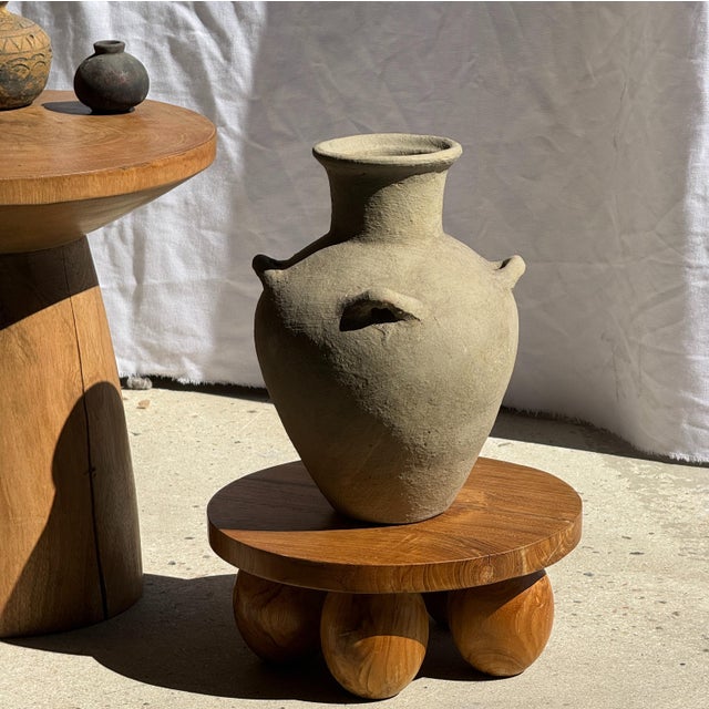 Indonesian Light Grey-Beige Terracotta Vase with 4 Small Handles and a Tall Neck For Sale - Image 10 of 18