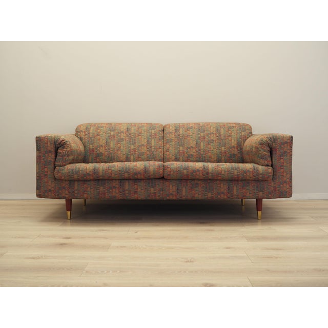 The sofa was made in the 1960s, produced by the well-known Italian manufactory B&B Italia. The structure and legs of the...
