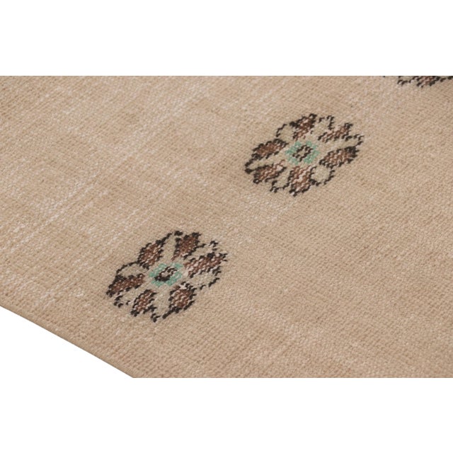 Traditional Vintage Turkish Runner, Beige With Brown and Blue Floral Design - Rug & Kilim For Sale - Image 3 of 7