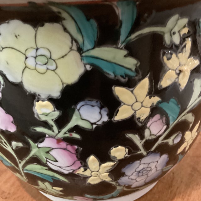 Vintage Chinese Hand Painted Family Noire Porcelain Jardiniere/Cachepot For Sale - Image 9 of 12