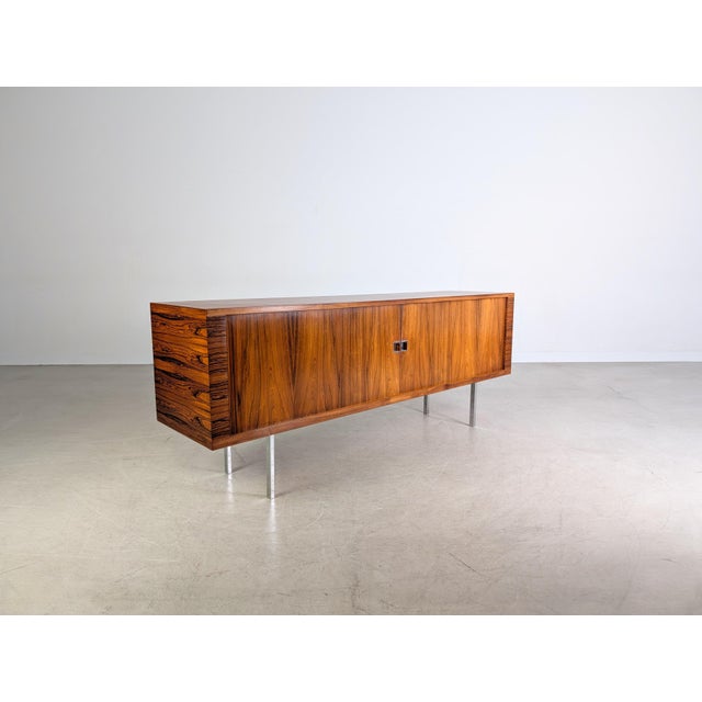 RY 25 Sideboard in Rosewood by Hans J. Wegner for Ry Møbler, 1960s For Sale - Image 6 of 17