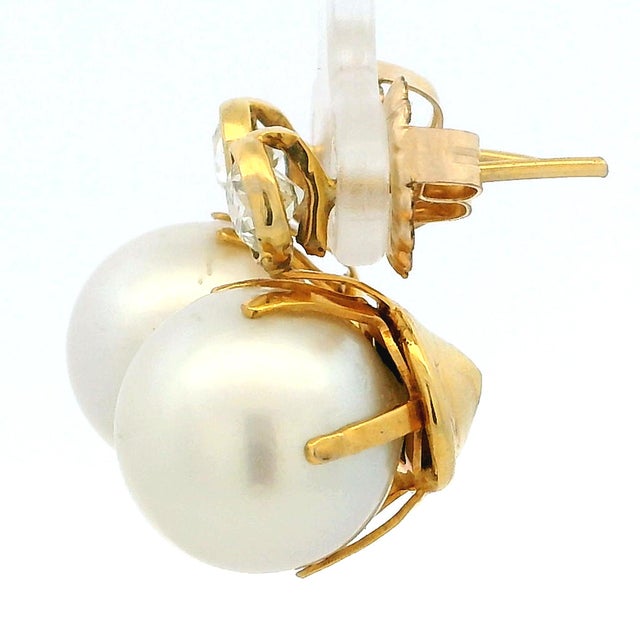 Circa 1990 18k White Gold South Sea Pearl and 1.00 Ct Diamond Earrings For Sale - Image 9 of 14